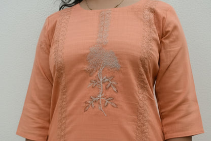 Peach GadwaliSilk Kurti