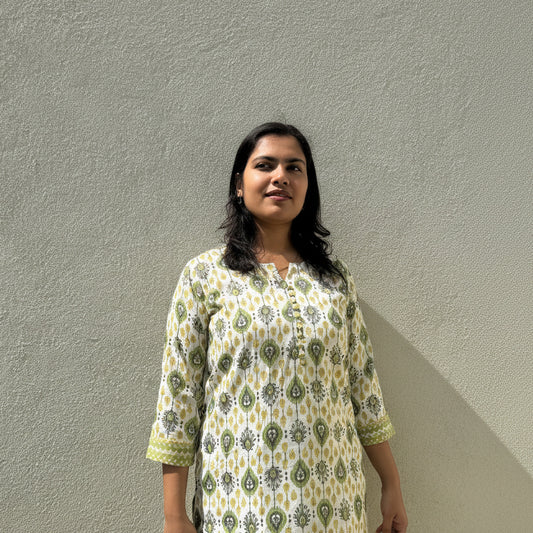 PistaWhite CottonRayon 2PC KurtiSet