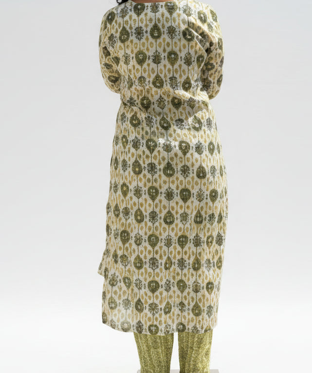 PistaWhite CottonRayon 2PC KurtiSet